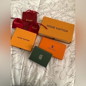 Lot of miscellaneous boxes, pouches and bag